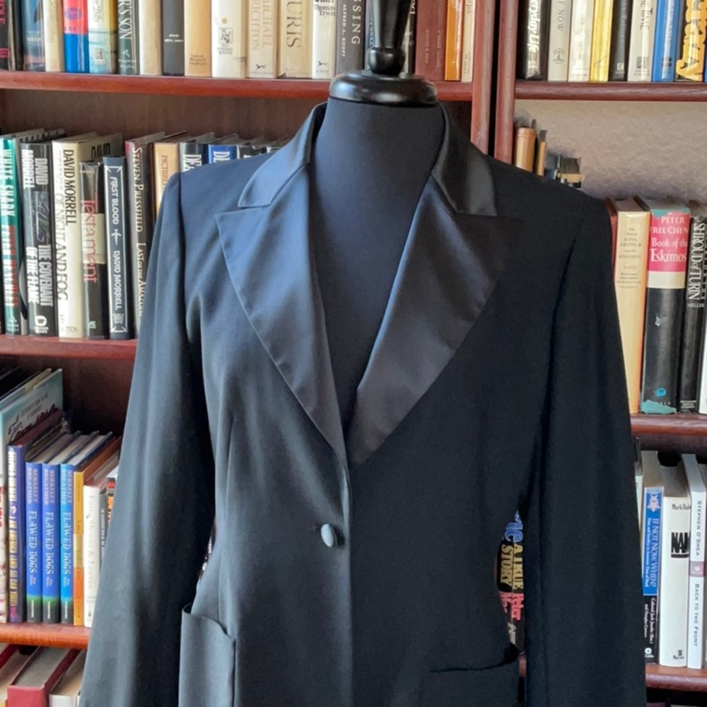 Tommy Hilfiger Tuxedo Jacket sz 8
